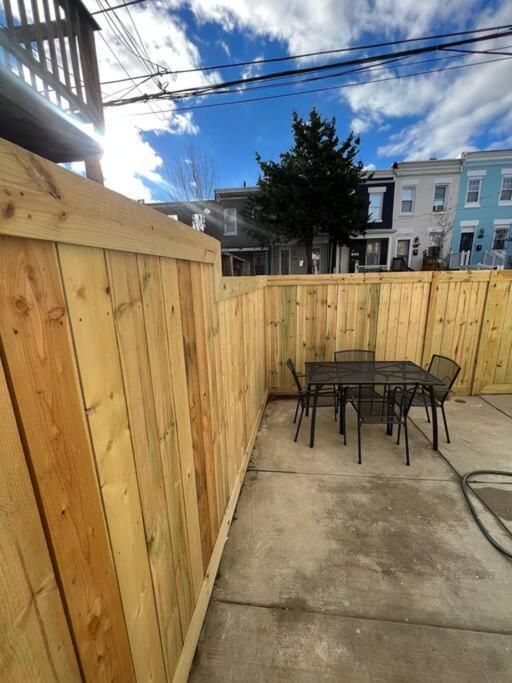 2br Columbia Heights Walk 2 Metro & Shops Apartment
